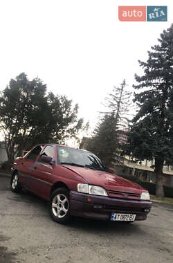 Седан Ford Orion 1992 в Надвірній