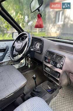 Седан Ford Orion 1986 в 