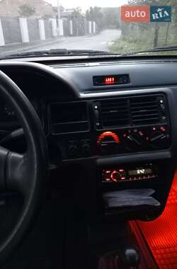 Седан Ford Orion 1991 в 