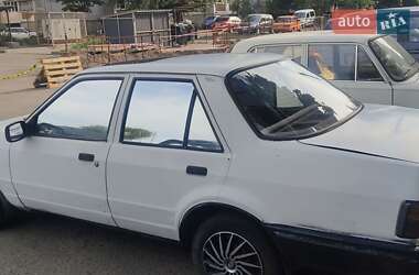 Седан Ford Orion 1986 в 