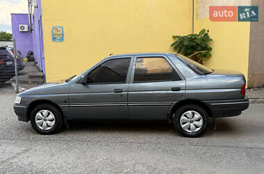 Седан Ford Orion 1992 в 