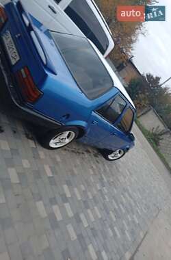 Седан Ford Orion 1988 в 