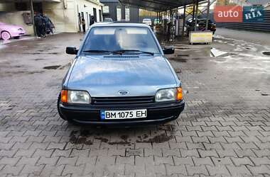 Седан Ford Orion 1988 в Сумах
