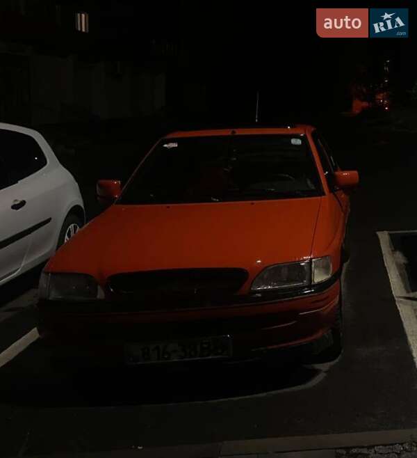 Седан Ford Orion 1991 в Коростені