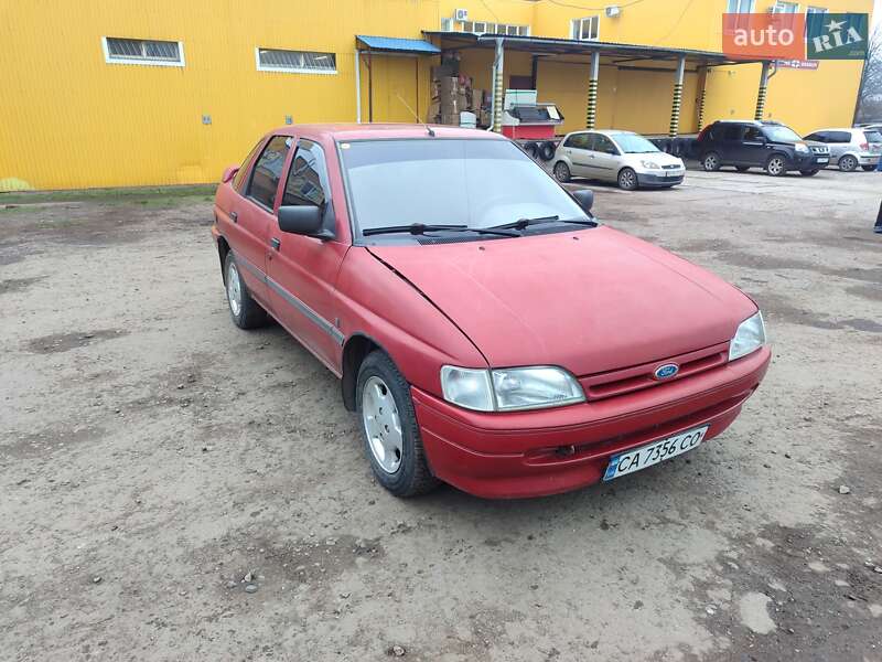 Седан Ford Orion 1991 в Черкассах фото 8 Седан Ford Orion 1991 в Черкассах