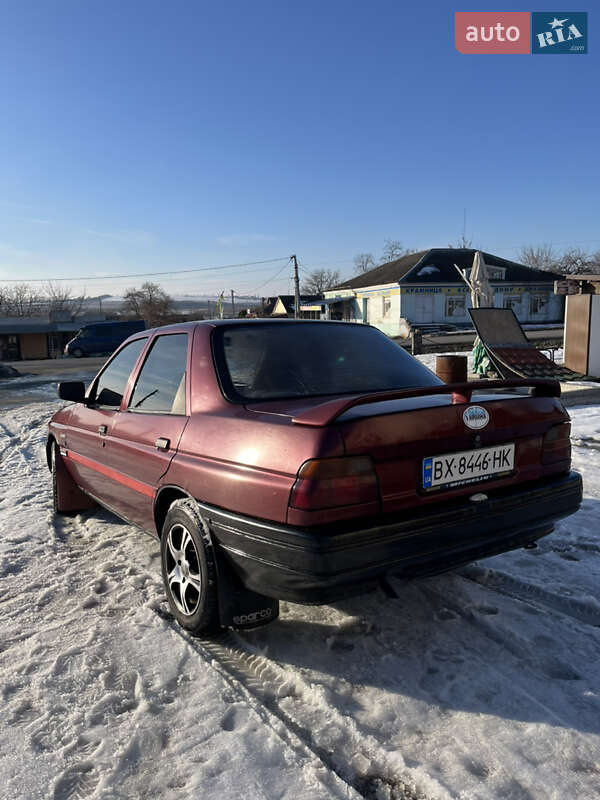 Седан Ford Orion 1991 в Кам'янець-Подільському