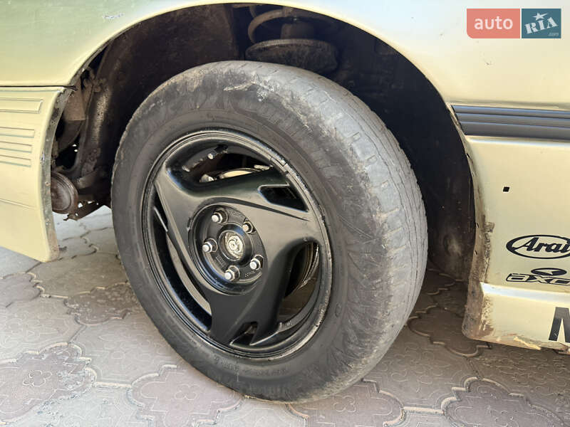 Купе Ford Probe 1989 в Днепре