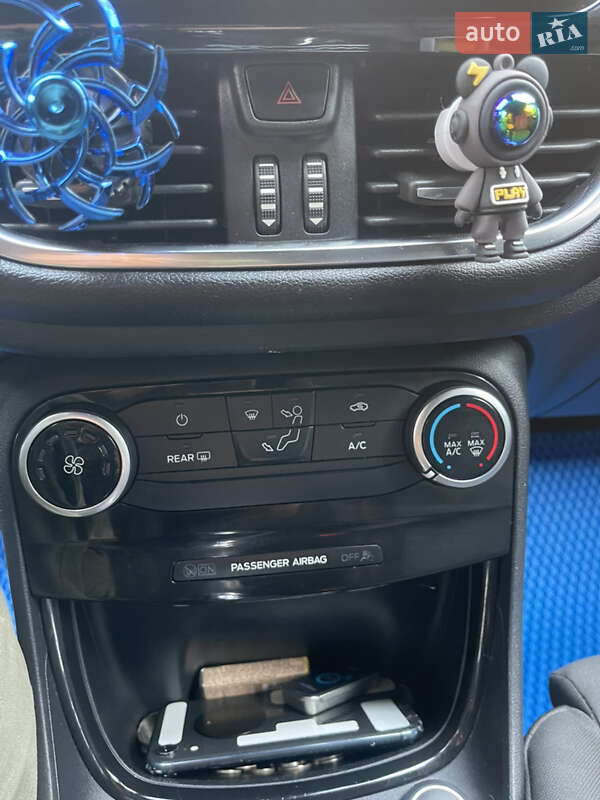 Внедорожник / Кроссовер Ford Puma 2021 в Киеве