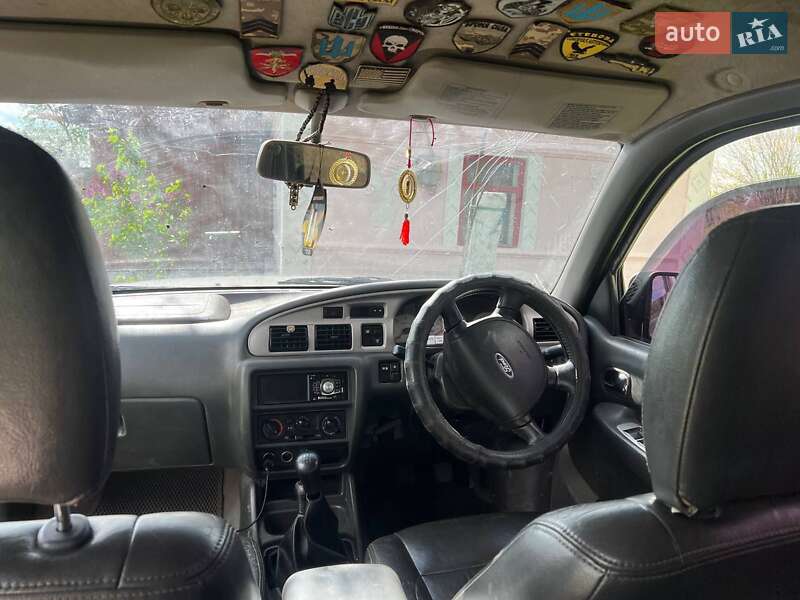 Пікап Ford Ranger 2004 в Рівному