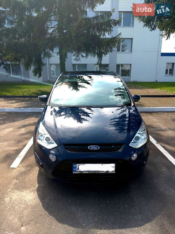 Мінівен Ford S-Max 2014 в Луцьку
