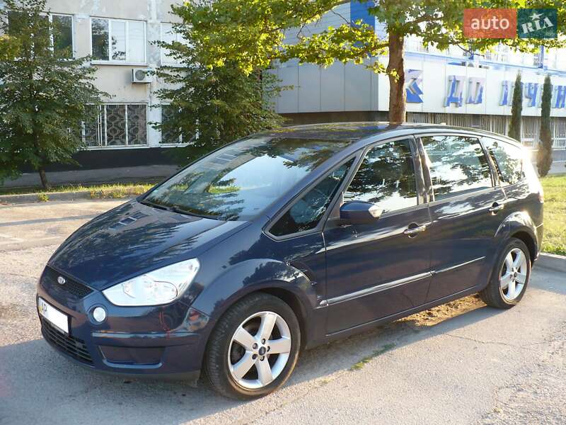 Ford S-Max, фото из объявления