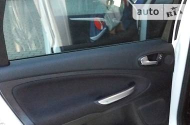 Мінівен Ford S-Max 2013 в 