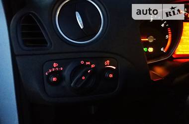 Мінівен Ford S-Max 2013 в 
