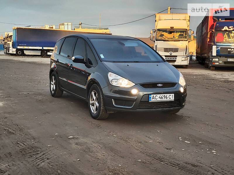 Мінівен Ford S-Max 2007 в 
