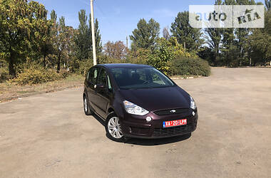 Хэтчбек Ford S-Max 2010 в Кривом Роге