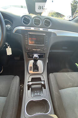 Мінівен Ford S-Max 2013 в 