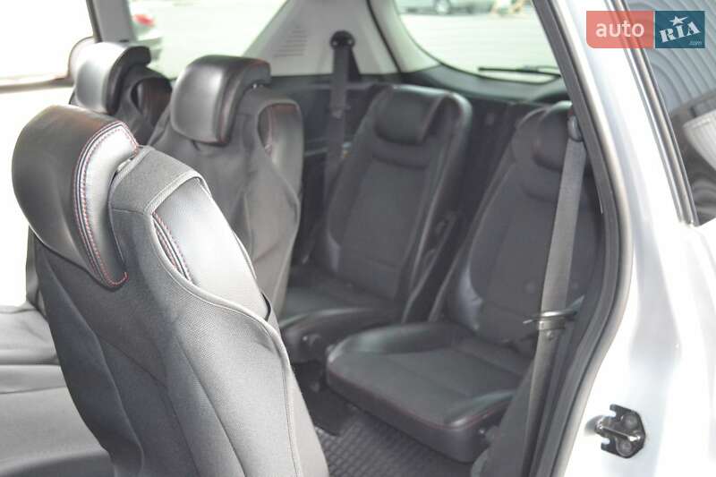 Минивэн Ford S-Max 2008 в Запорожье