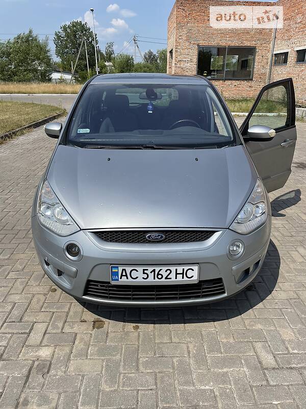 Ford S-Max