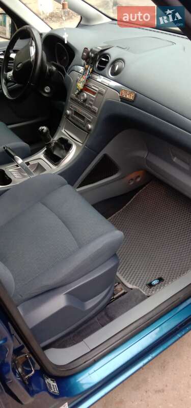 Минивэн Ford S-Max 2006 в Николаеве