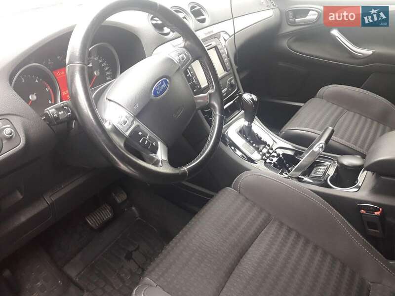 Минивэн Ford S-Max 2012 в Киеве