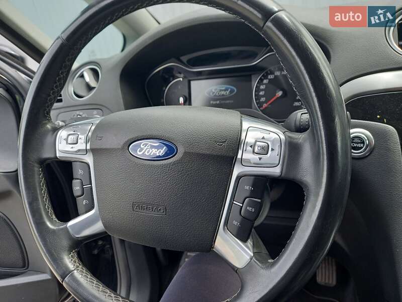 Минивэн Ford S-Max 2011 в Черкассах