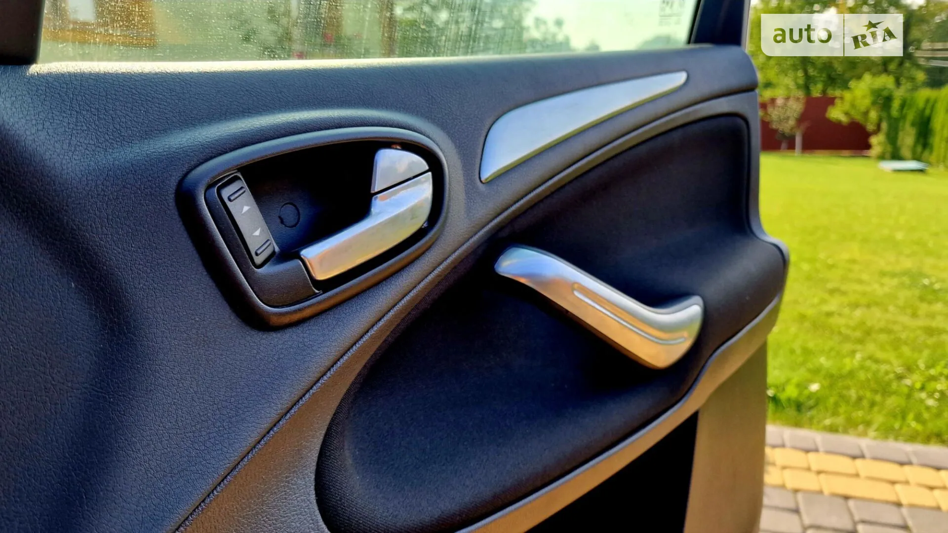 2011 Ford S-MAX - мініатюра 16