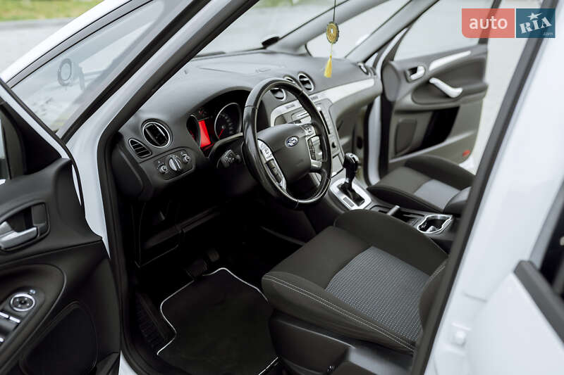 Минивэн Ford S-Max 2013 в Здолбунове