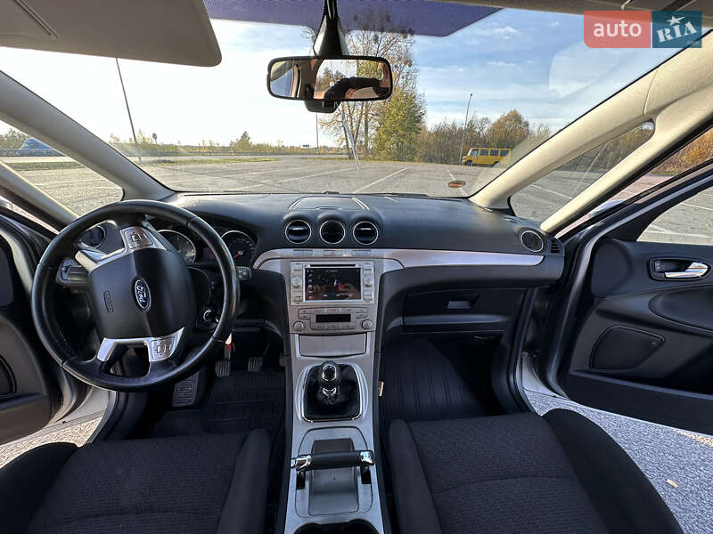 Минивэн Ford S-Max 2006 в Звягеле