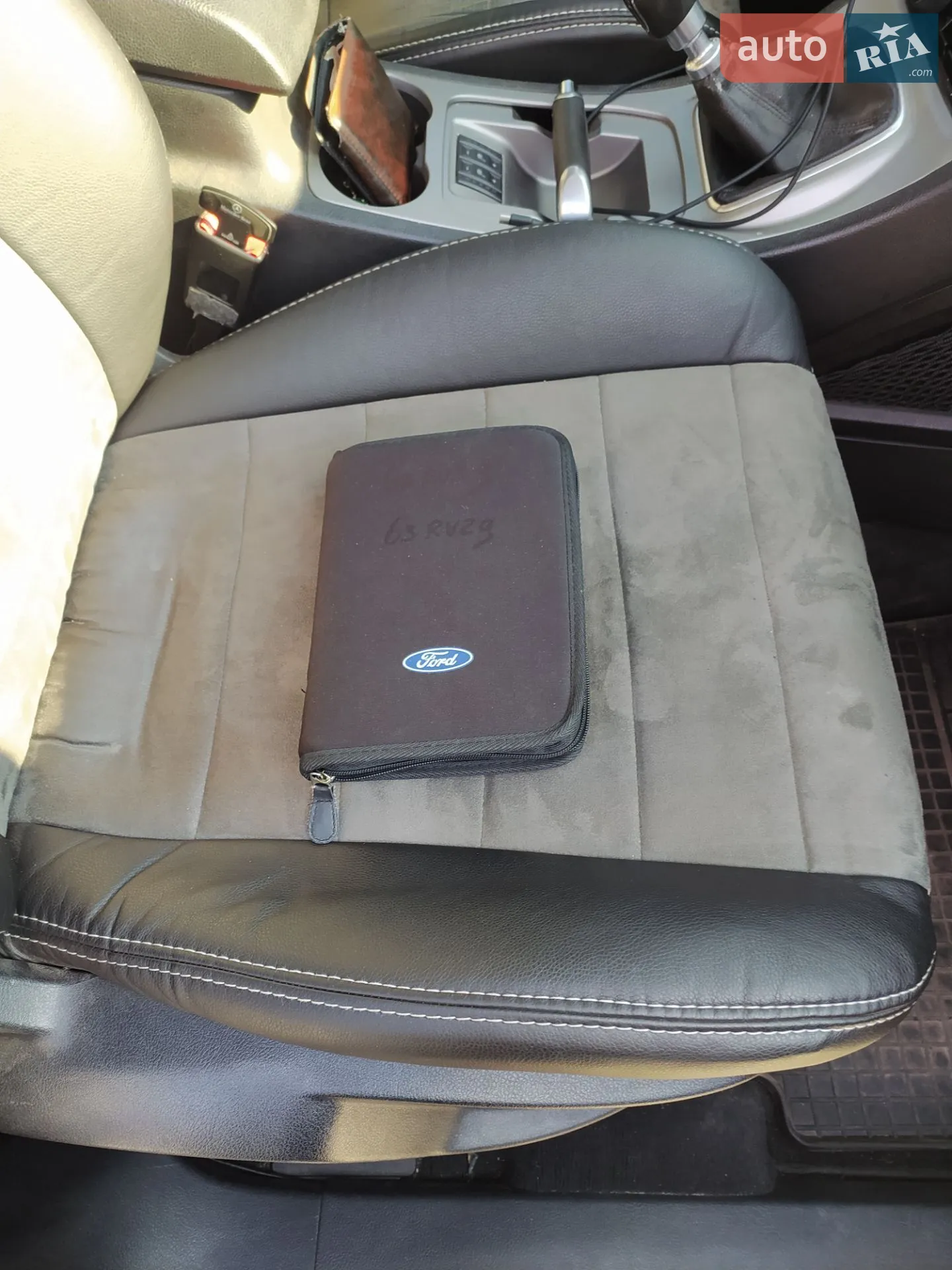 2011 Ford S-MAX - мініатюра 21