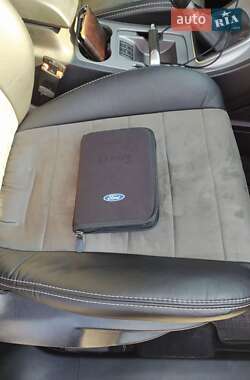 Минивэн Ford S-Max 2011 в 