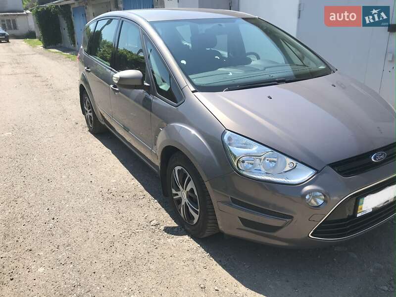 Мінівен Ford S-Max 2013 в Борисполі