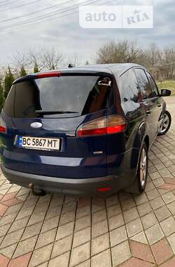 Минивэн Ford S-Max 2010 в Стрые