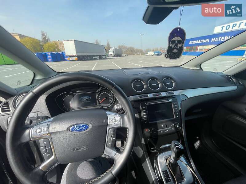 Минивэн Ford S-Max 2014 в Каменец-Подольском
