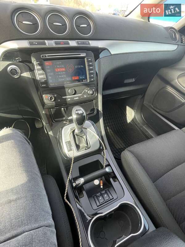 Минивэн Ford S-Max 2014 в Каменец-Подольском