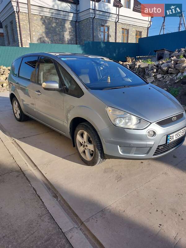 Минивэн Ford S-Max 2008 в Каменец-Подольском