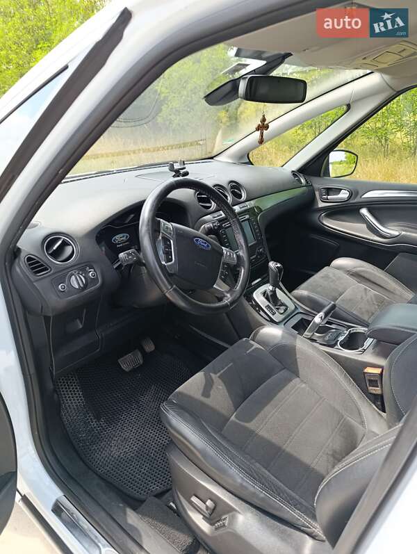 Минивэн Ford S-Max 2013 в Славуте