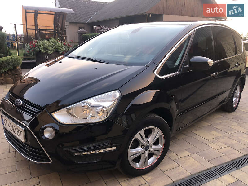 Мінівен Ford S-Max 2011 в Долині