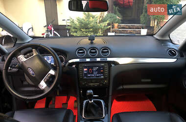 Мінівен Ford S-Max 2011 в Долині
