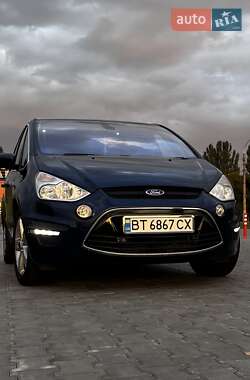 Минивэн Ford S-Max 2011 в 