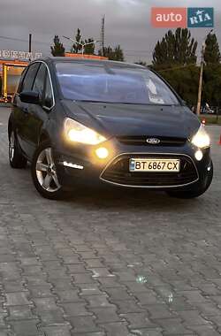 Минивэн Ford S-Max 2011 в 