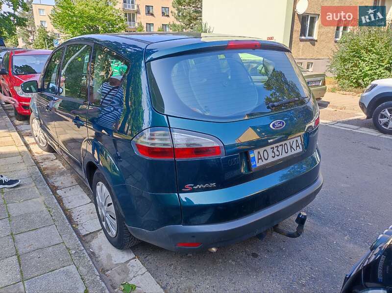 Минивэн Ford S-Max 2008 в Вилке