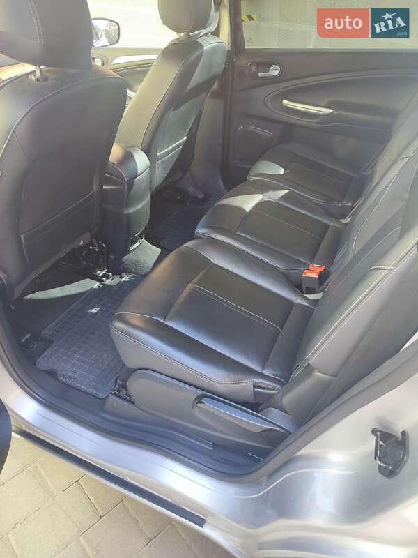 Минивэн Ford S-Max 2012 в Жовкве