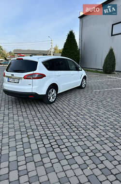 Минивэн Ford S-Max 2010 в 