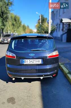 Минивэн Ford S-Max 2007 в 