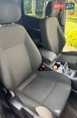 Минивэн Ford S-Max 2009 в 