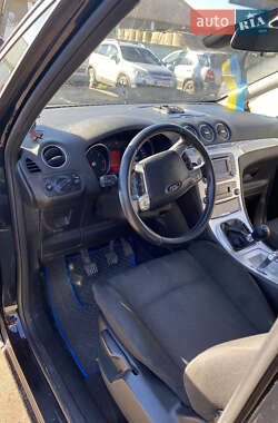 Минивэн Ford S-Max 2009 в 