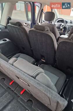 Минивэн Ford S-Max 2013 в 