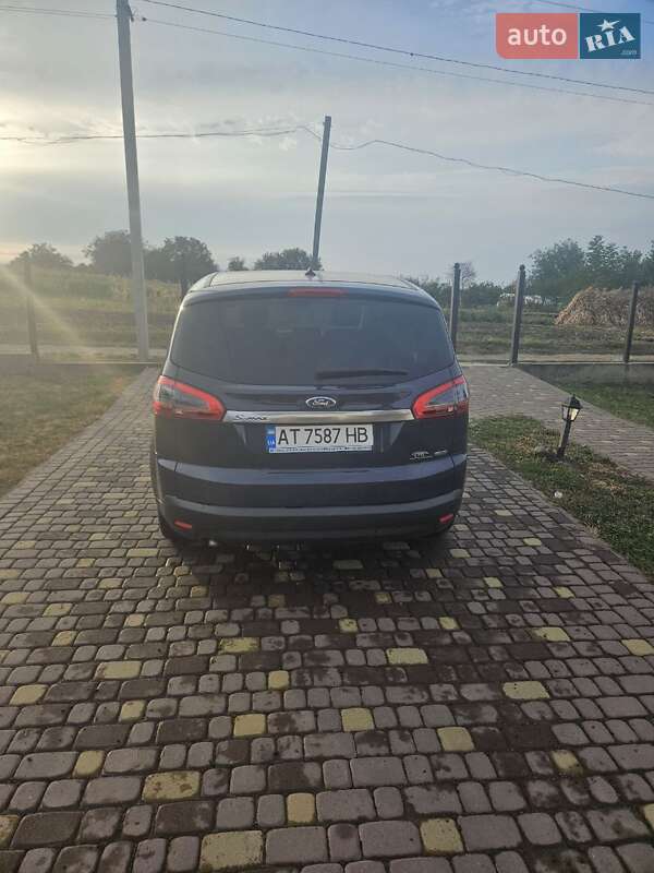 Мінівен Ford S-Max 2013 в Снятині