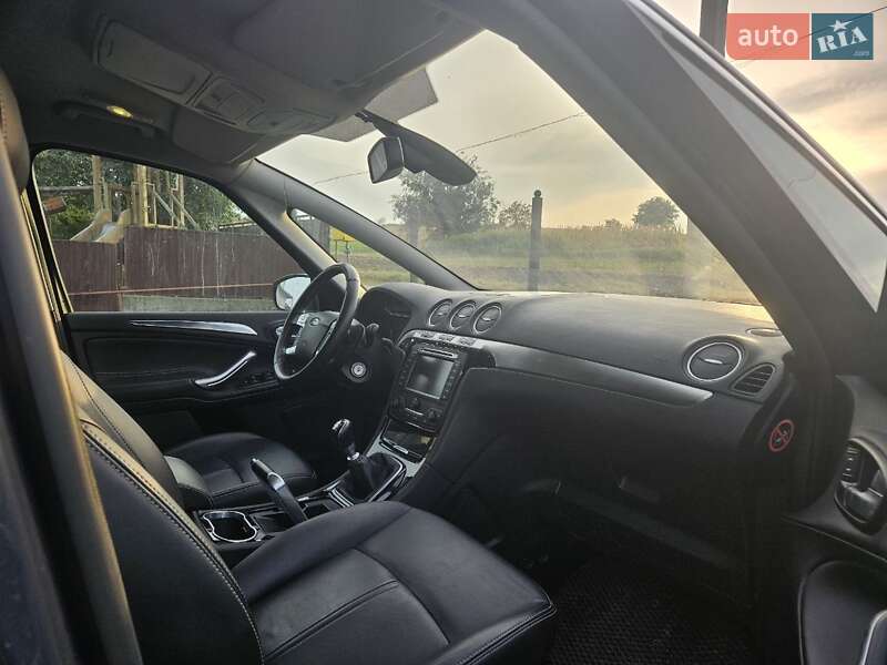 Мінівен Ford S-Max 2013 в Снятині