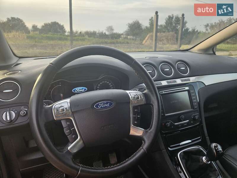 Мінівен Ford S-Max 2013 в Снятині